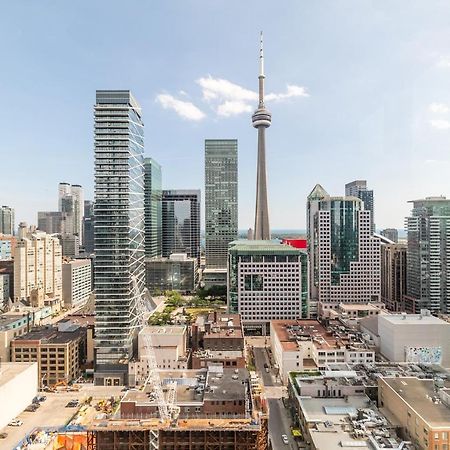 Luxury 2 Bedroom In The Heart Of Entertainment District - City Skyline View & Balcony Toronto Exterior photo